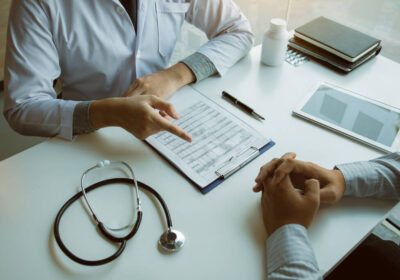 Psychiatrist vs Psychologist Understanding Their Unique Roles in Your Treatment Plan