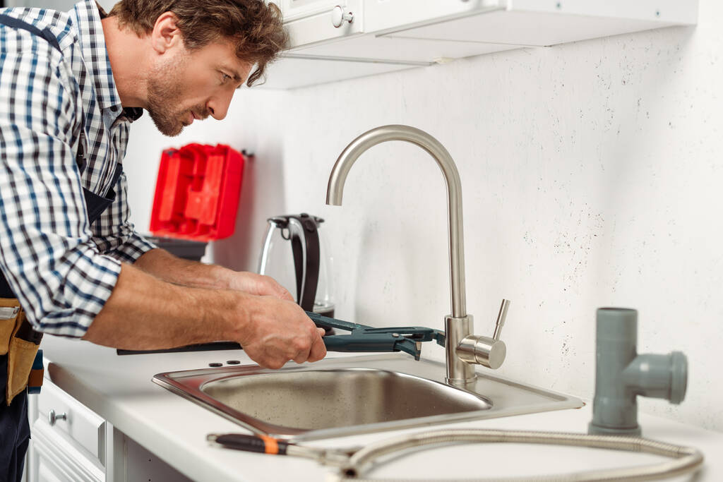 Why Hire a Professional Plumber