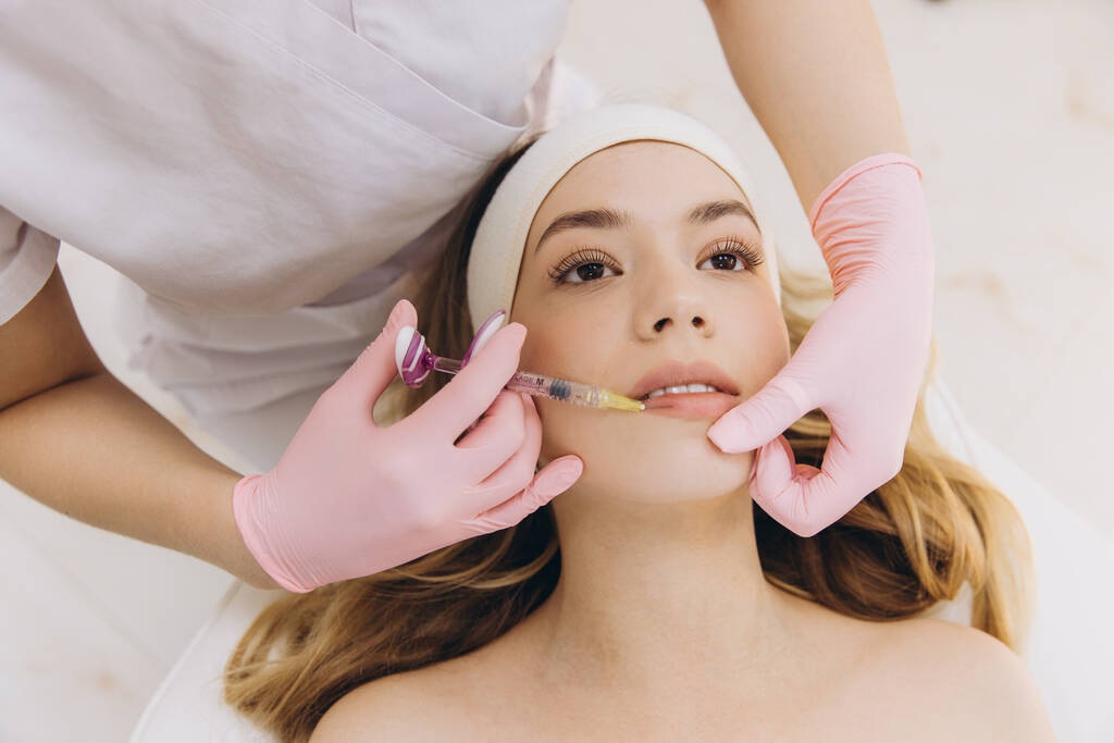 Why People Get Lip Fillers