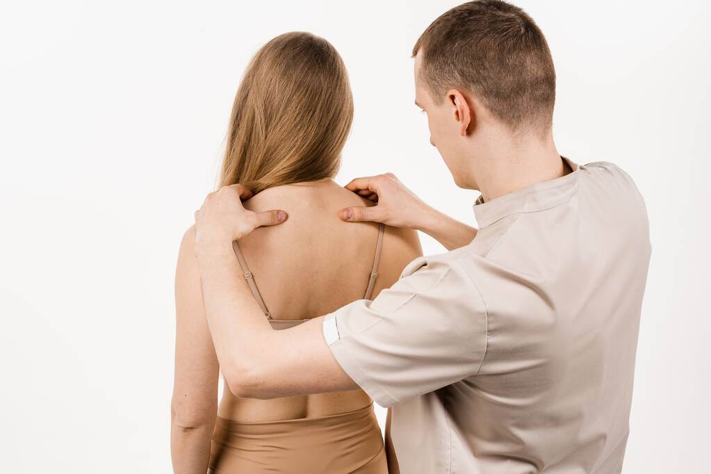 Effective Treatment Options for Rhomboid Muscle Pain
