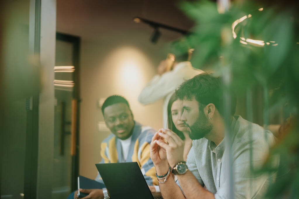 Networking Opportunities in a Flexible Model
