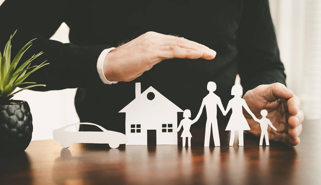 The Two Main Categories of Life Insurance