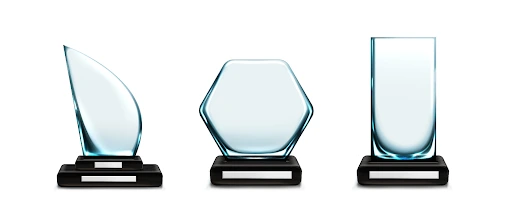 Why Companies Choose Glass Awards for Employee Recognition